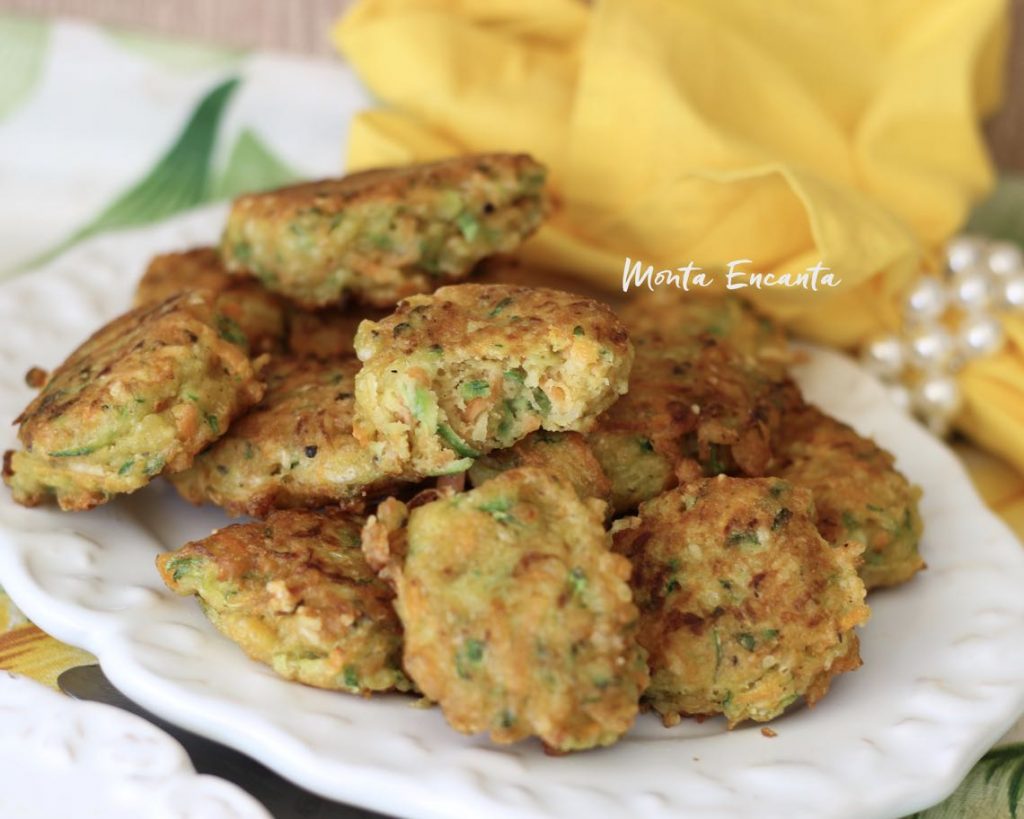 bolinho de abobrinha com cenoura