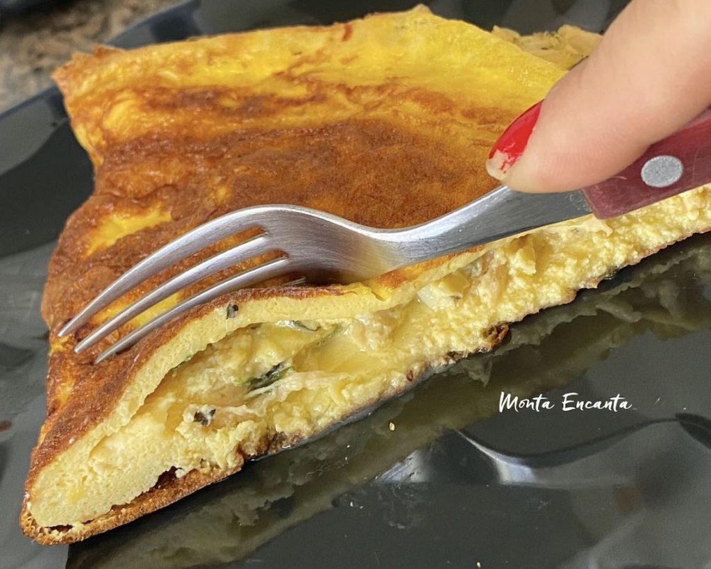 Omelete De Frango Com Cream Cheese BIG, Para Família! - Monta Encanta