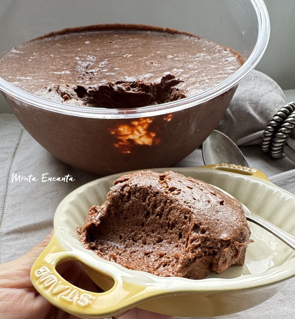 mousse bem chocolatuda